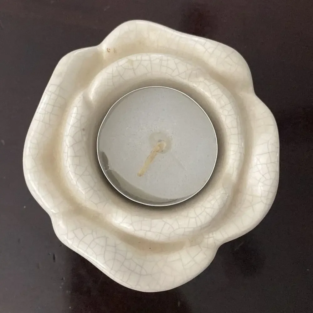 Vintage Hallmark cream ceramic rose‎ petal tea light candle holder